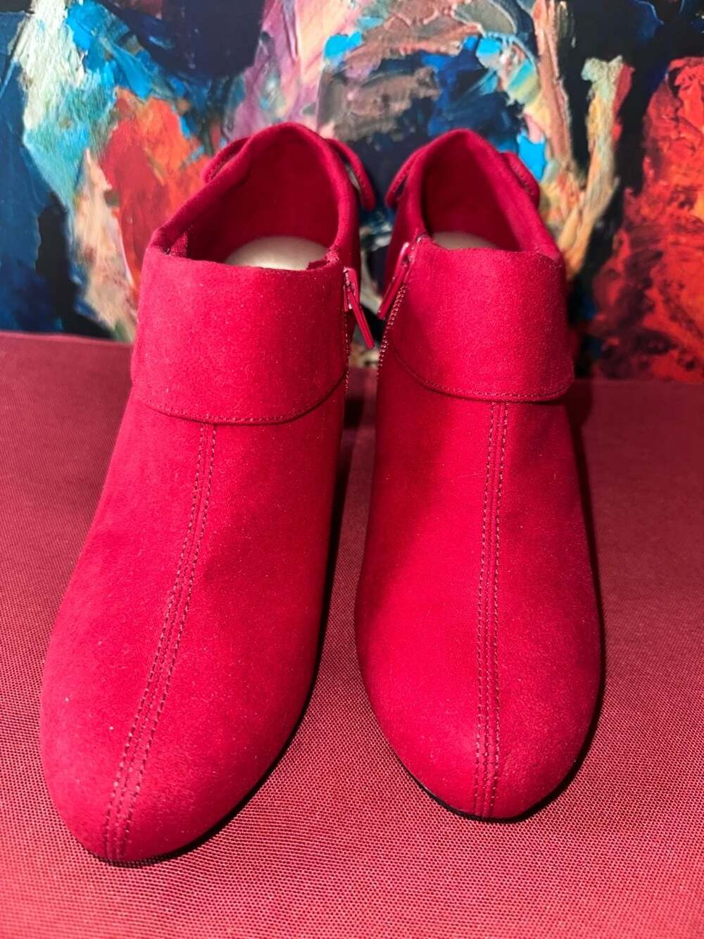 No.26 Coach And Four Red Ankle Boots Size 6.5 Suede Chunky Heel Bow Details